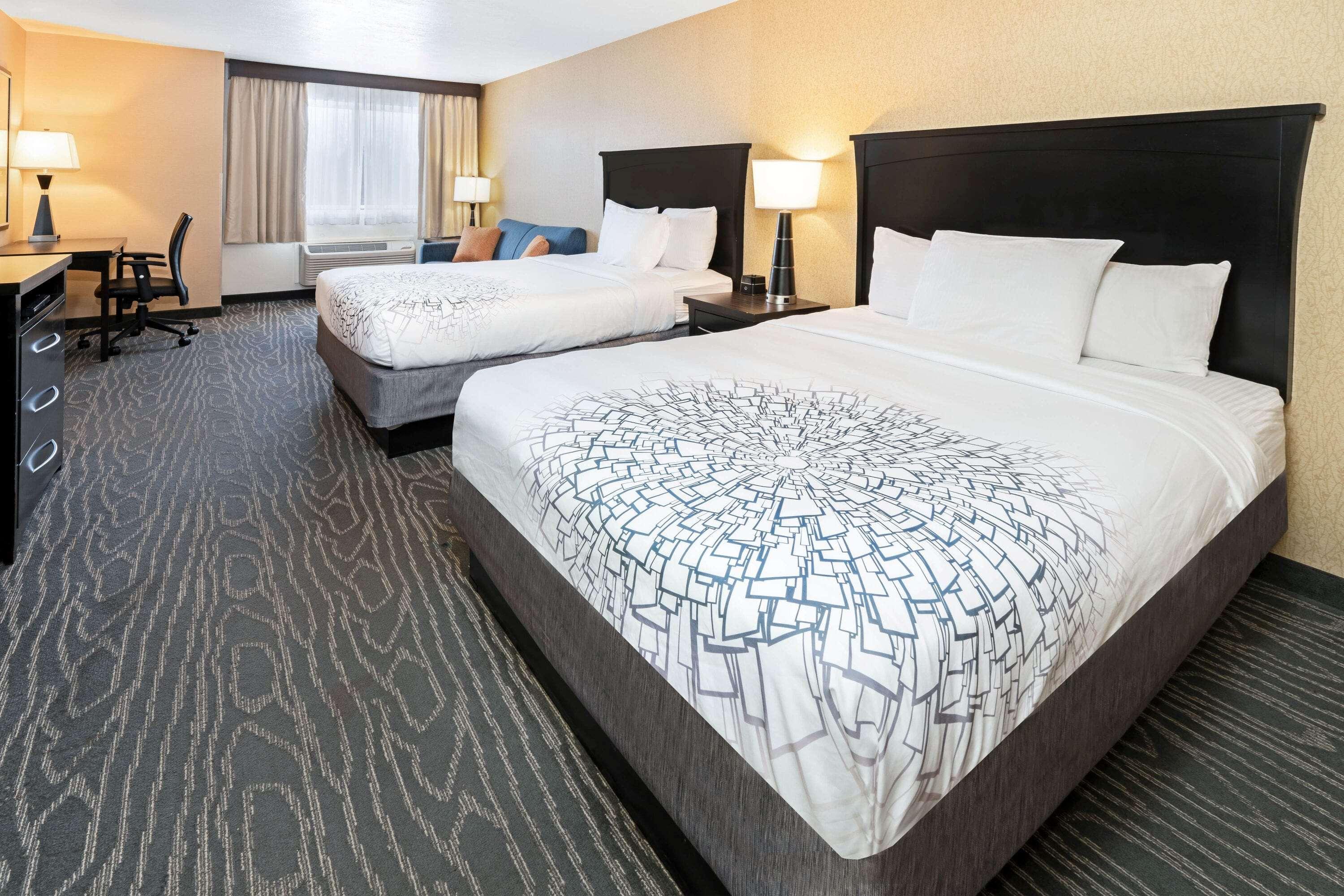 La Quinta By Wyndham Logan Otel Dış mekan fotoğraf