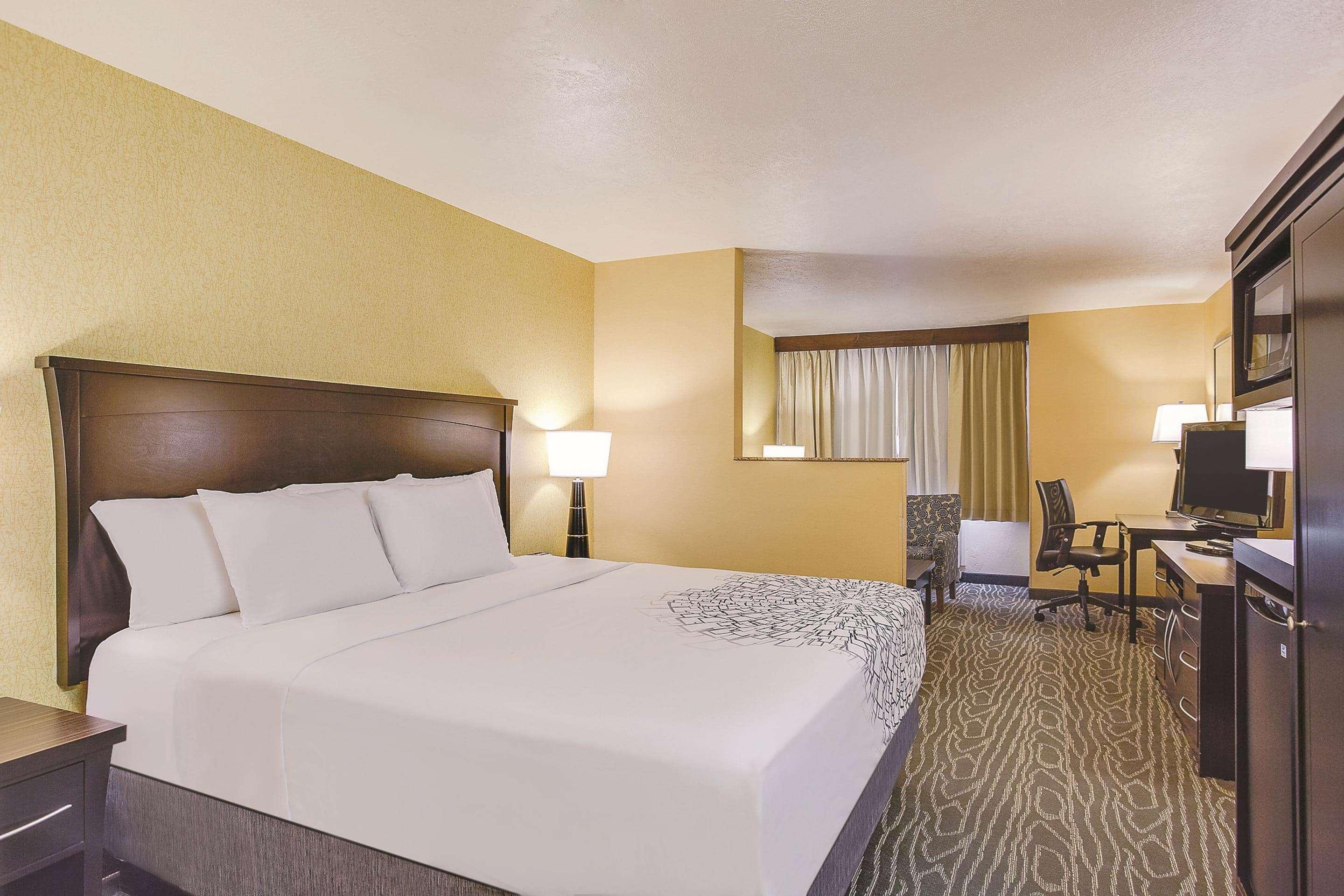 La Quinta By Wyndham Logan Otel Dış mekan fotoğraf