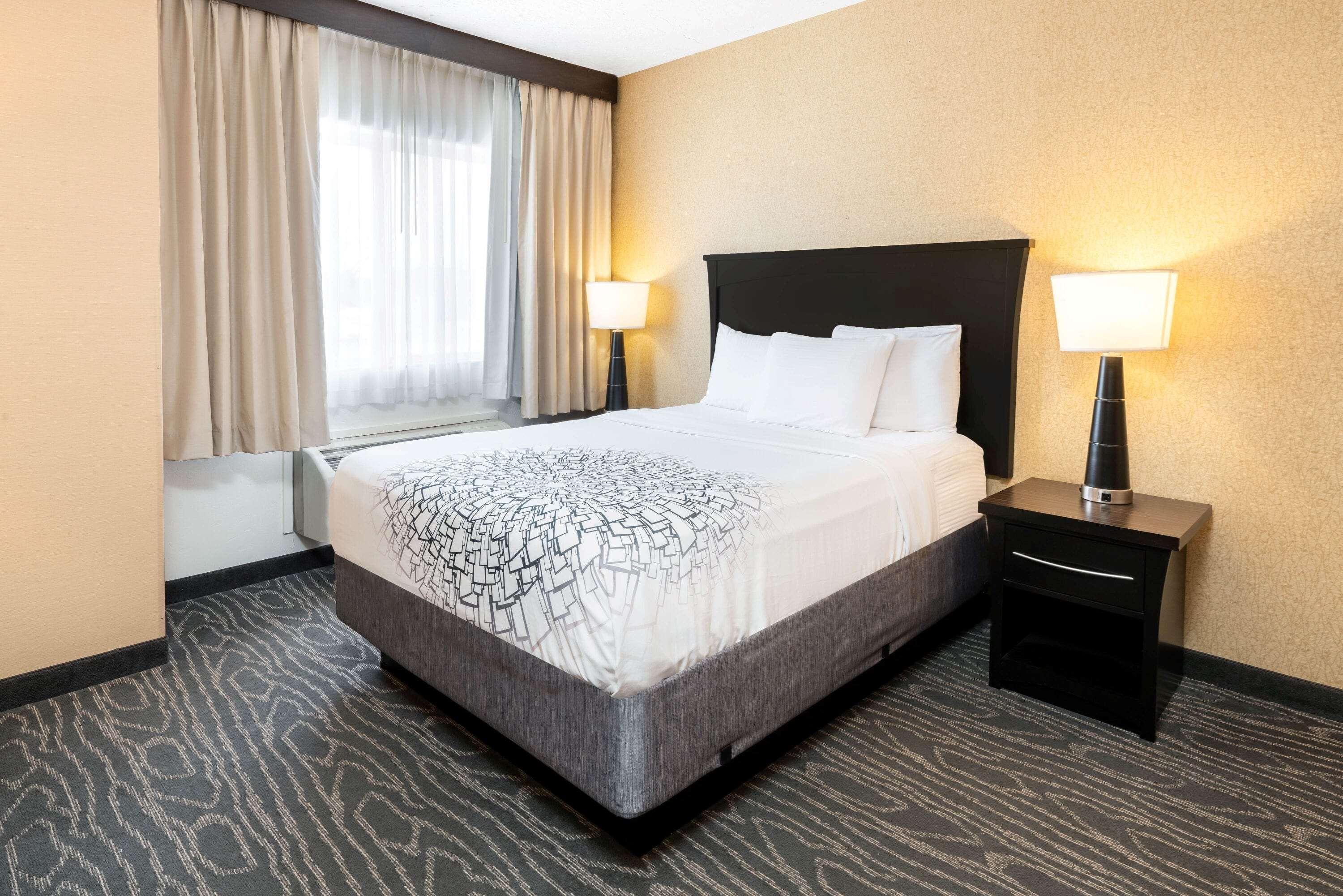La Quinta By Wyndham Logan Otel Dış mekan fotoğraf