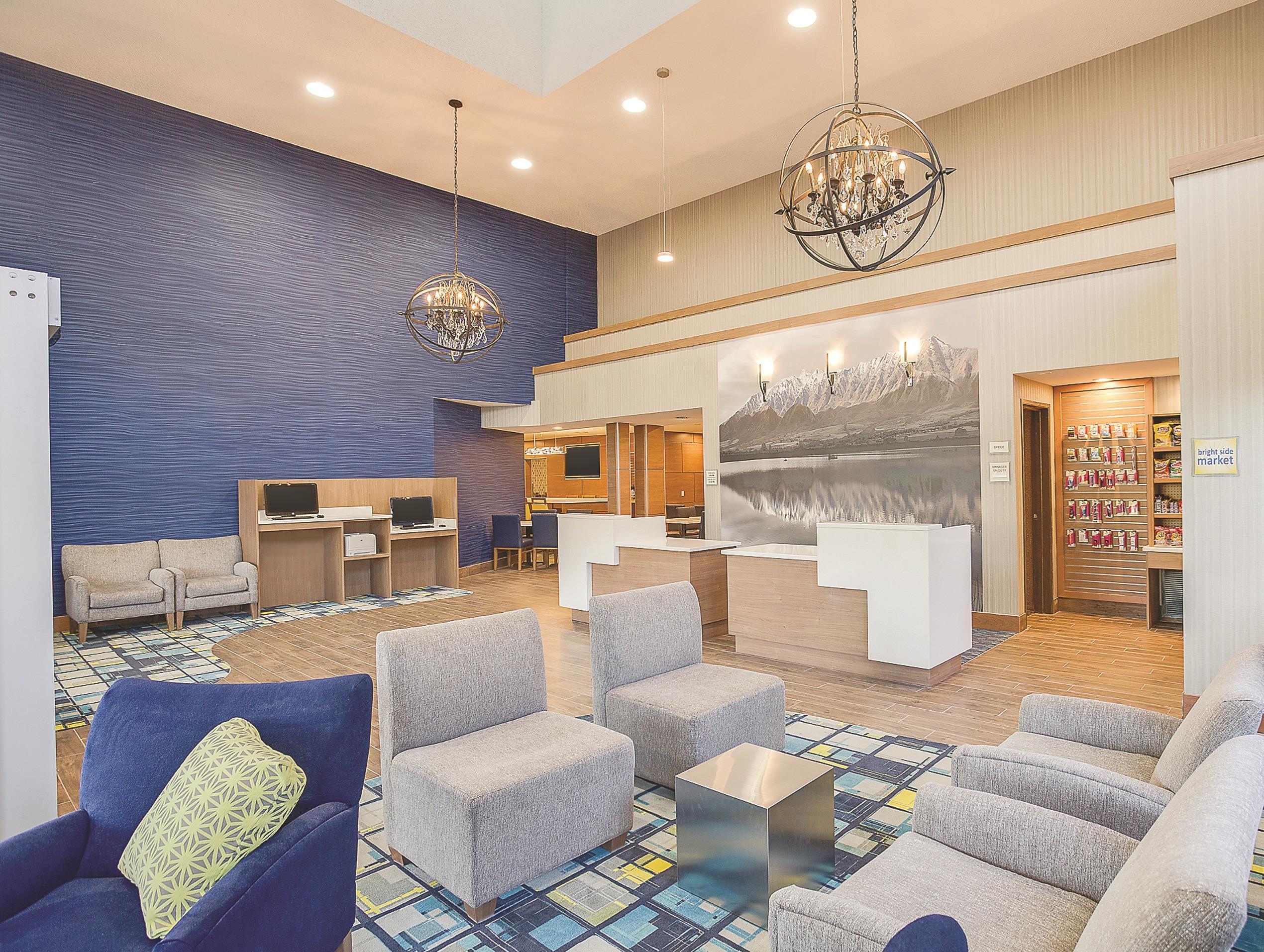 La Quinta By Wyndham Logan Otel Dış mekan fotoğraf