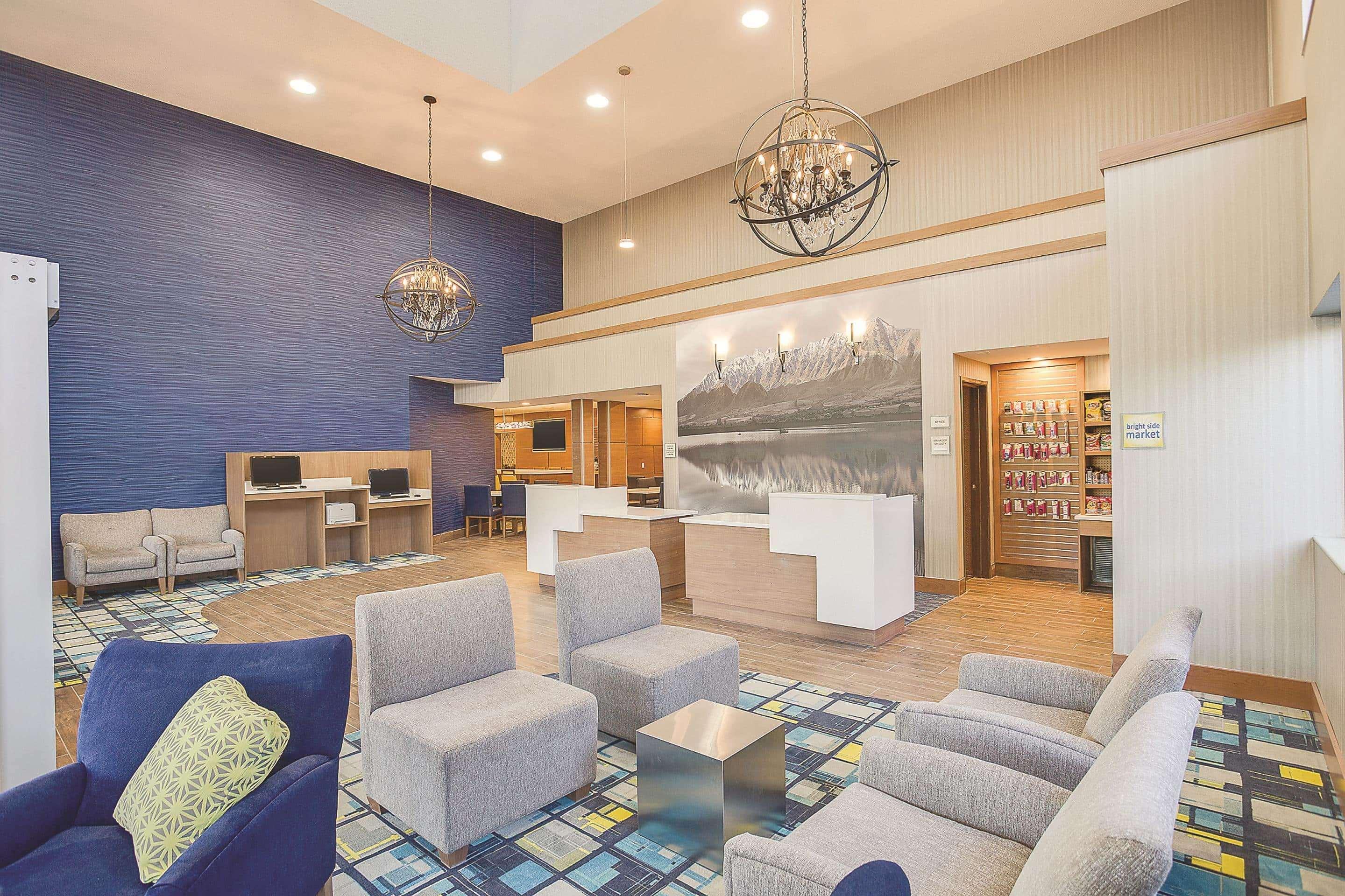 La Quinta By Wyndham Logan Otel Dış mekan fotoğraf