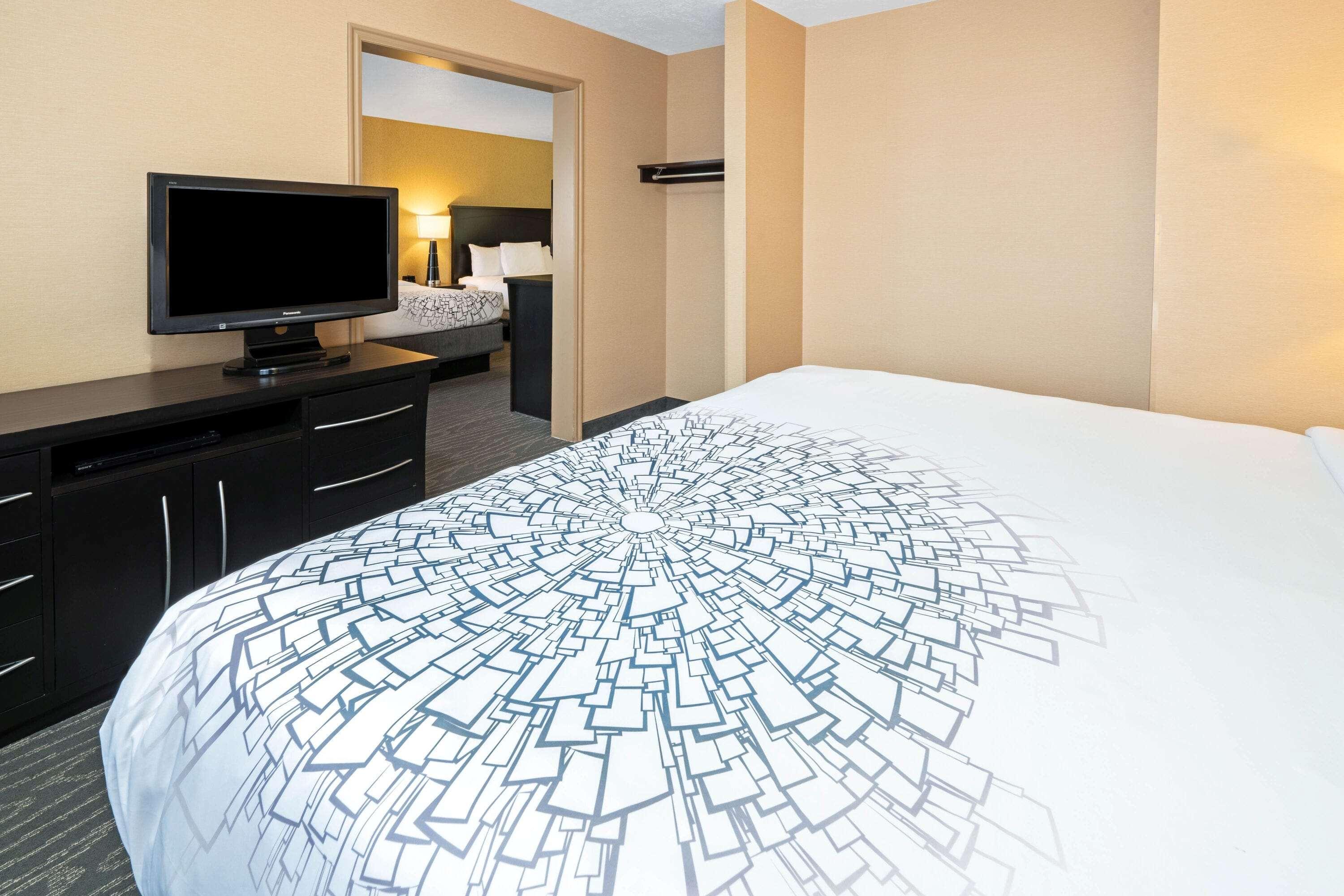 La Quinta By Wyndham Logan Otel Dış mekan fotoğraf